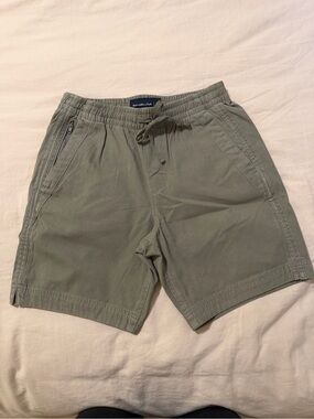 Abercrombie & Fitch Olive Green Court Short
